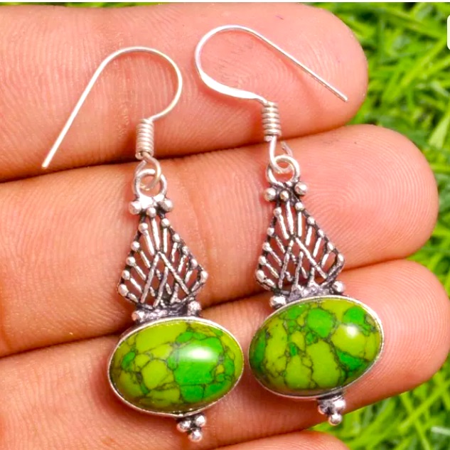 Genuine Green Turquoise Sterling Silver Earrings 1 38$